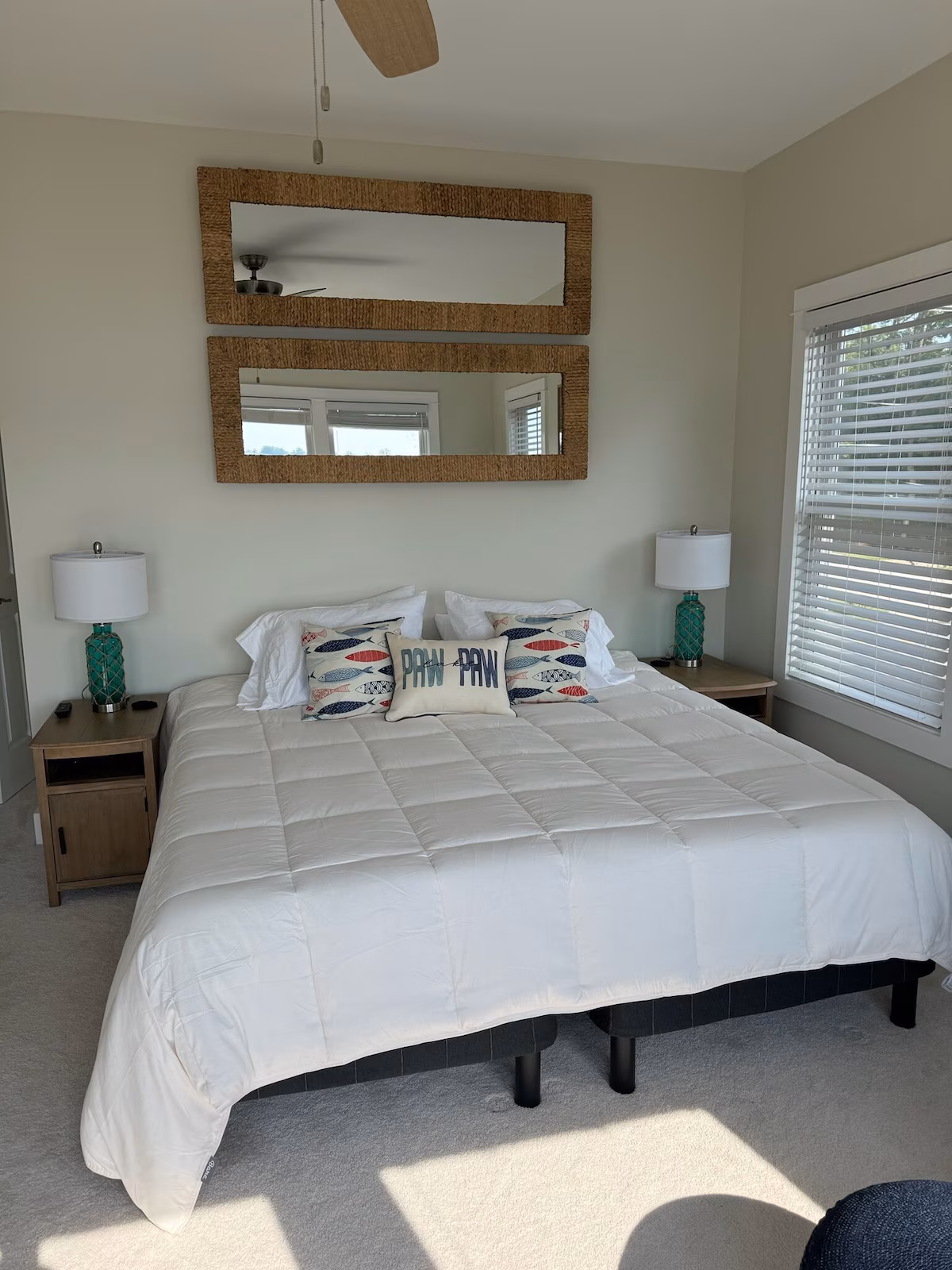 Bayview House lake room bedroom